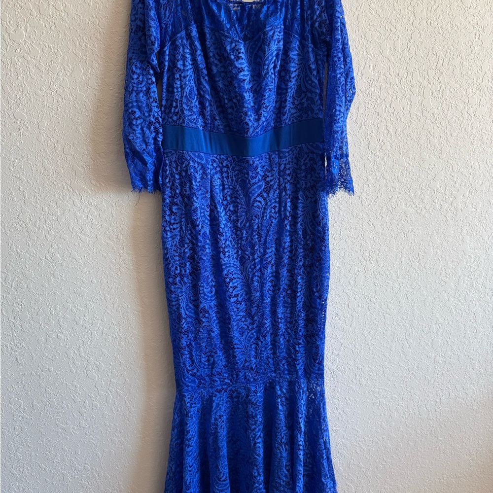 Elegant Blue Lace Mermaid Evening Dress 💙✨ - XL